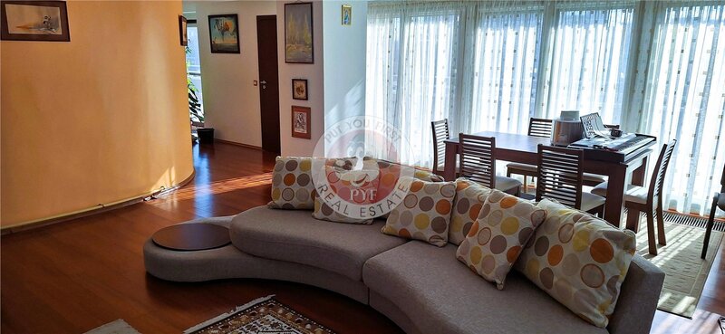 Traiesti Verde in Titan | Penthouse | 620mp | B12418